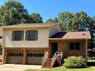 630 6th Street Cir NE, Conover, NC 28613