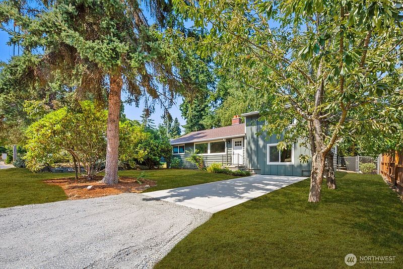 2nd image of 1638 N 190th Street