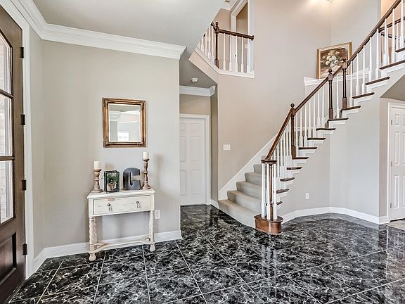 5th image of 3147 Lancaster Ln