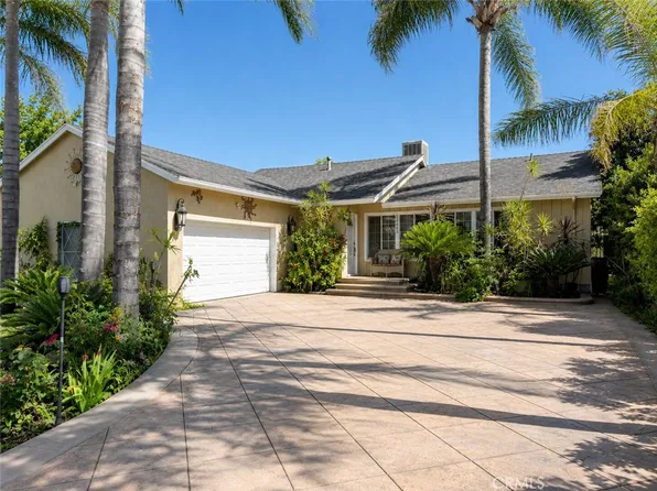 20608 Valerio St, Winnetka, CA 91306