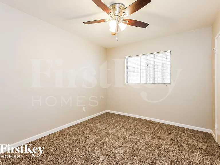 2025 W Campbell Ave — Photo 11