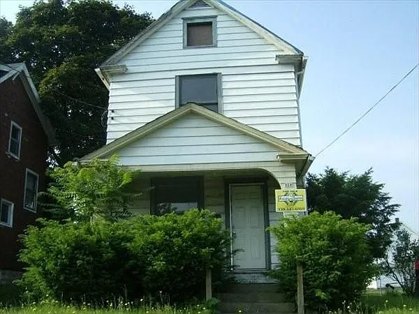 529 Samuel Ave photo 1