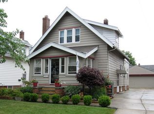 3914 Maplecrest Ave, Parma, OH 44134