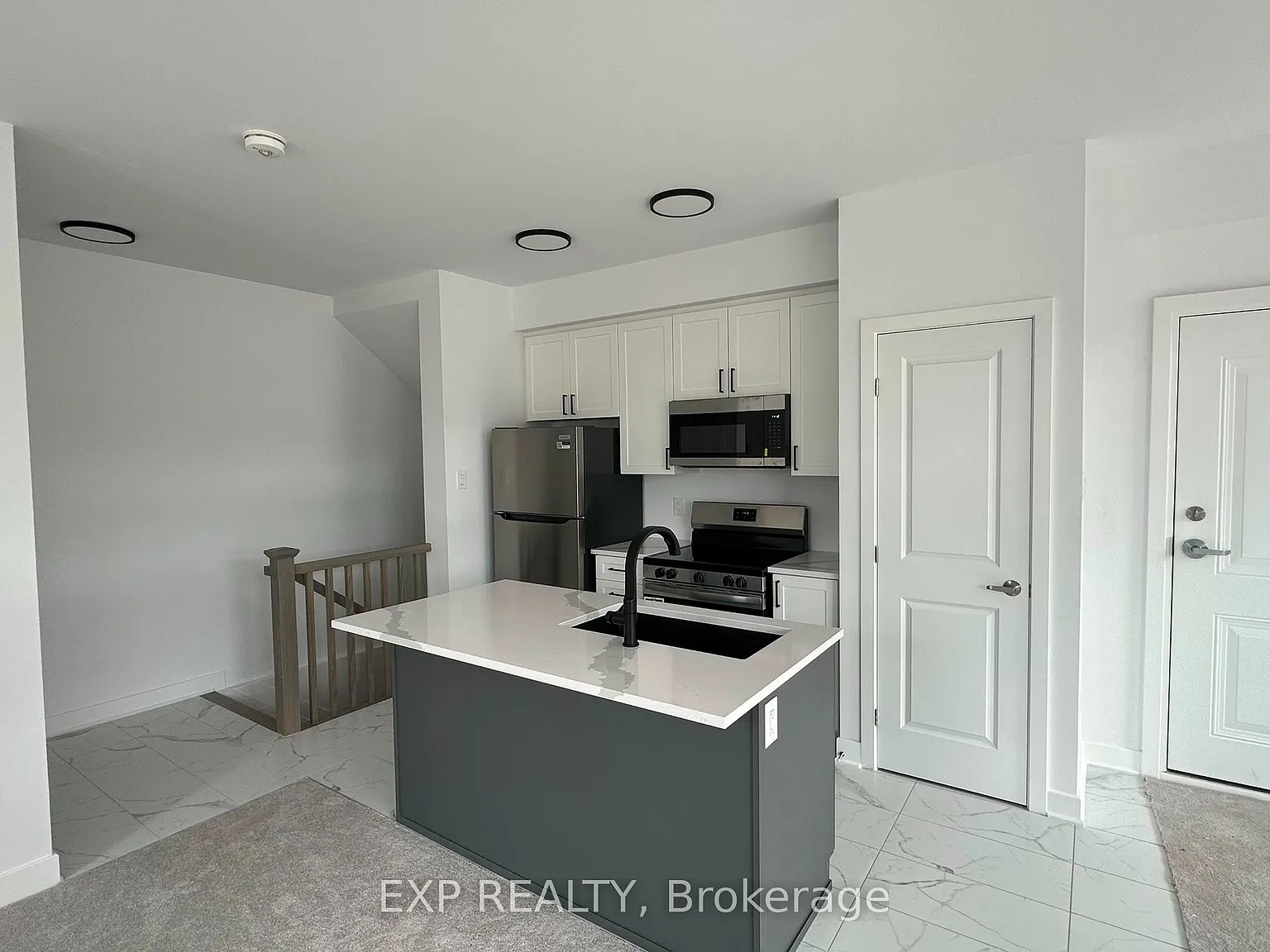 2 bed, $2,399 — Photo 3