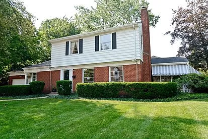 601 E Fairview St photo 1