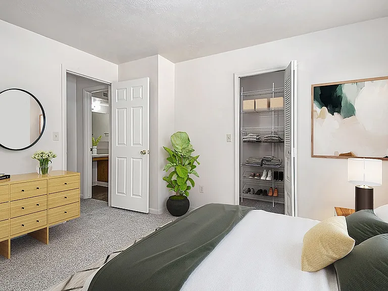 Tall Oaks Apartment Homes — Photo 11