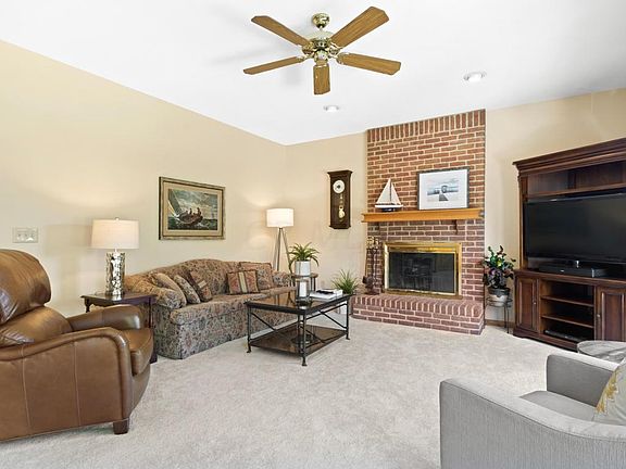 4th image of 4845 Saint Andrews Cir