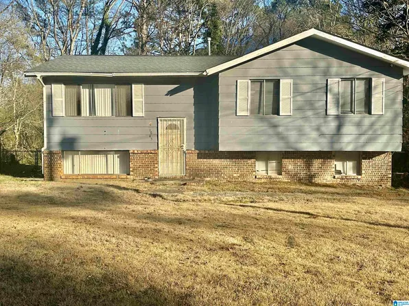 1645 Barrington Ln, Birmingham, AL 35215