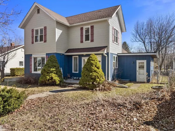 546 Sumner STREET, Genoa City, WI 53128