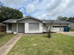 905 Salem Dr, Corpus Christi, TX 78412