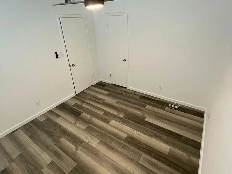 9361 W Polk St #4 — Photo 12