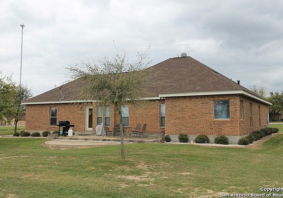 2nd image of 78 Oak Fields Dr