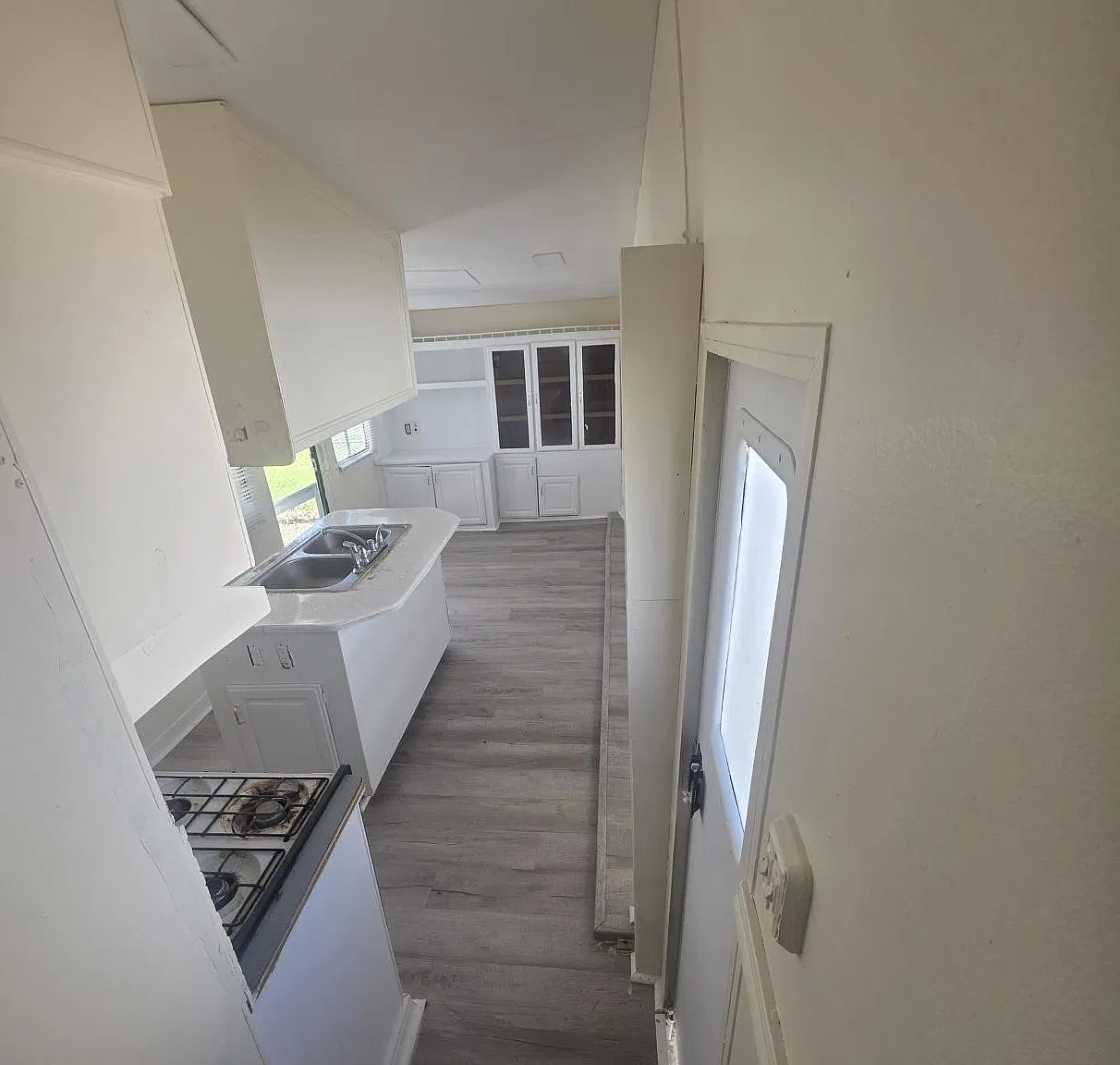 1 bed, 750 sqft, $591 — Photo 3