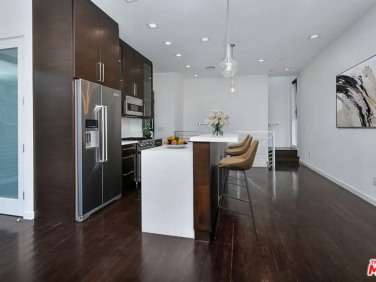 11610 Ohio Ave #1 — Photo 16