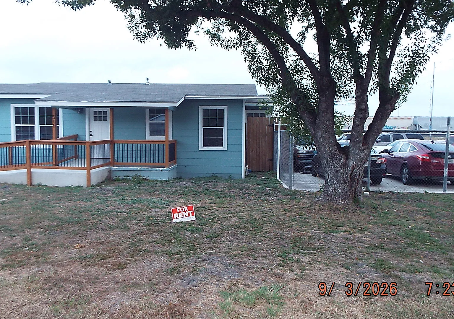 3 bed, 1167 sqft, $2,200 — Photo 1