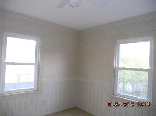 3rd image of 1714 Norton Ave