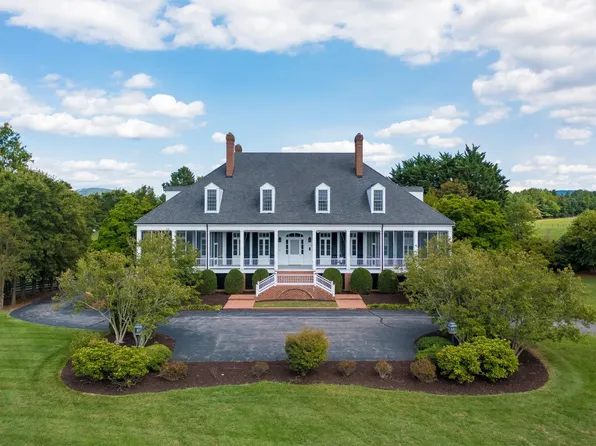 995 Old White Bridge Rd, Waynesboro, VA 22980