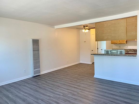 3rd image of 1004 E Deodar St APT E