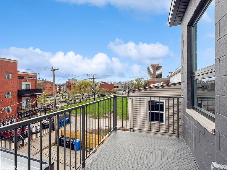 519 E Bowen Ave #2 — Photo 12