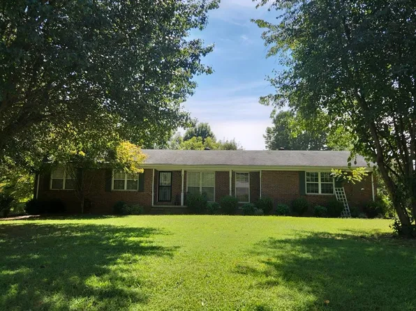 98 Diamond Dr, Mc Kenzie, TN 38201