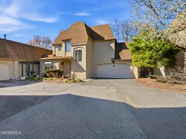 38 Carriage Place #1038, Edison, NJ 08820