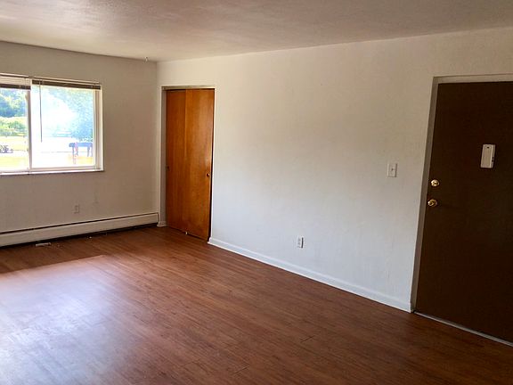4th image of 3627 Delphos Ave APT 3