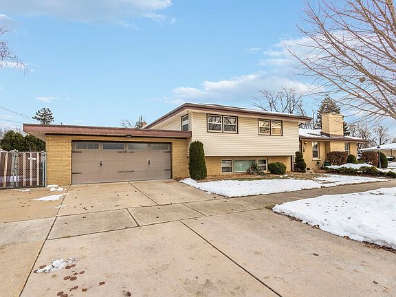 2nd image of 10801 S Tripp Ave