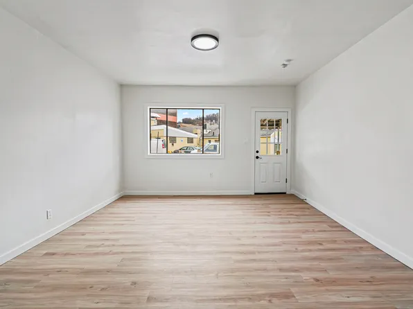 3415 Denny St, Pittsburgh, PA 15201