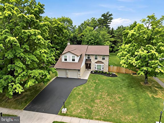 5th image of 1297 Quarry Commons Dr