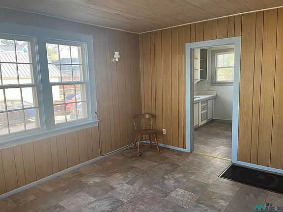 2nd image of 815 3rd St