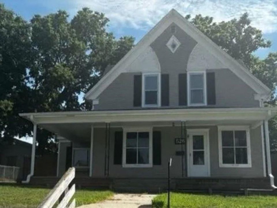 1st image of 526 S E STREET