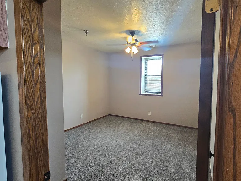 Come Home to Peterson Square Apartments — Photo 9
