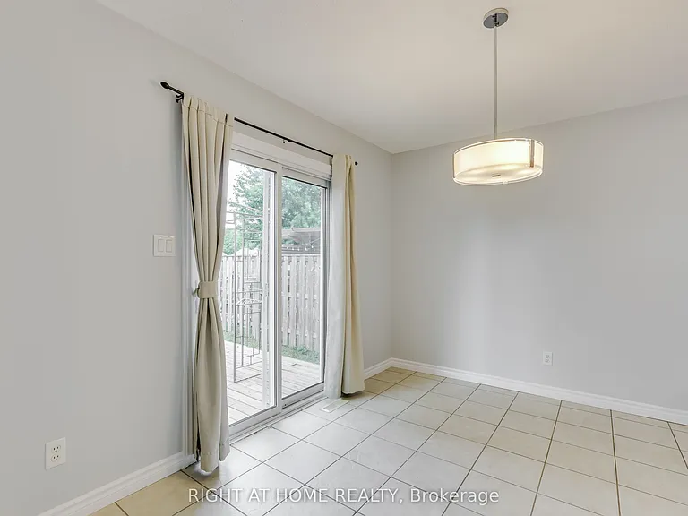 2206 Coronation Dr — Photo 9