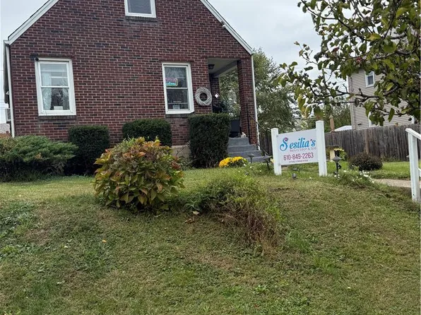 1147 Arcadia St, Bethlehem, PA 18018