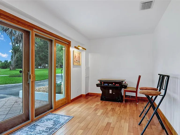 6659 Lake Cane Dr — Photo 31