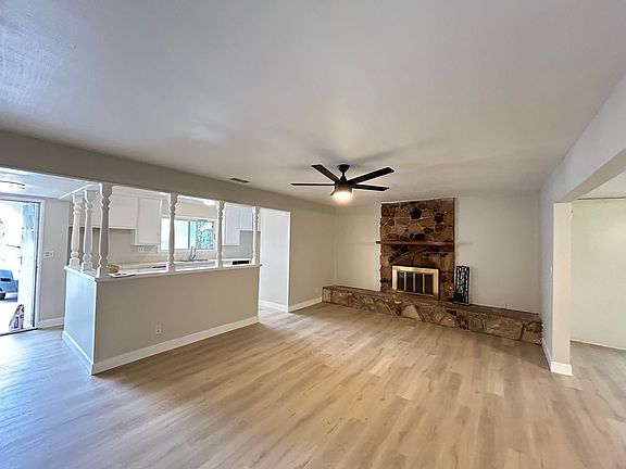 3rd image of 7403 Apache Dr