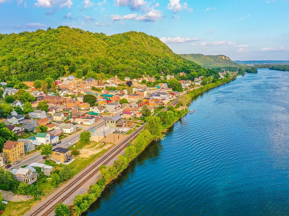 159 N Shore Dr, Fountain City, WI 54629 MLS 11165717 Zillow