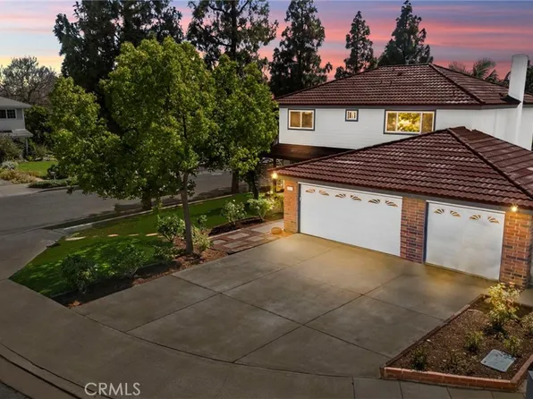 1310 N Van Gogh Cir, Orange, CA 92867