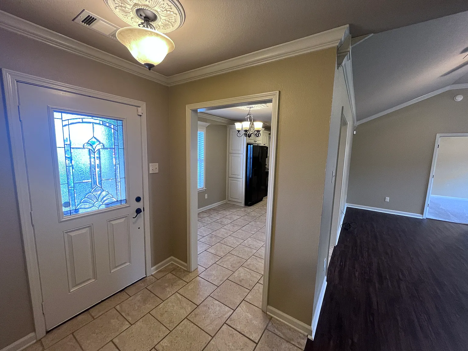 4 bed, 1380 sqft, $1,550 — Photo 4