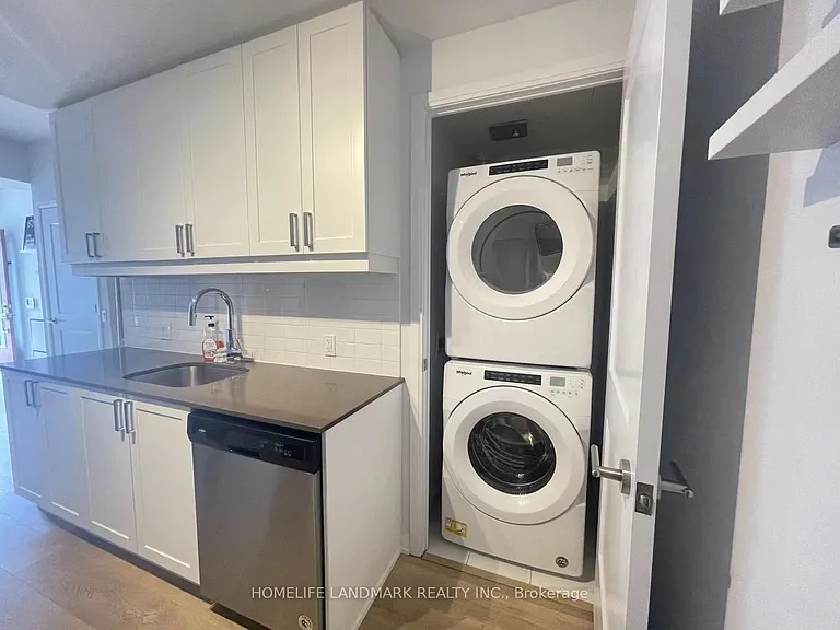 1060 Portage Pkwy E #Townhouse 60 — Photo 6