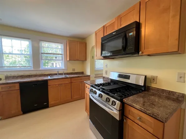 636 Huron Ave, Cambridge, MA 02138
