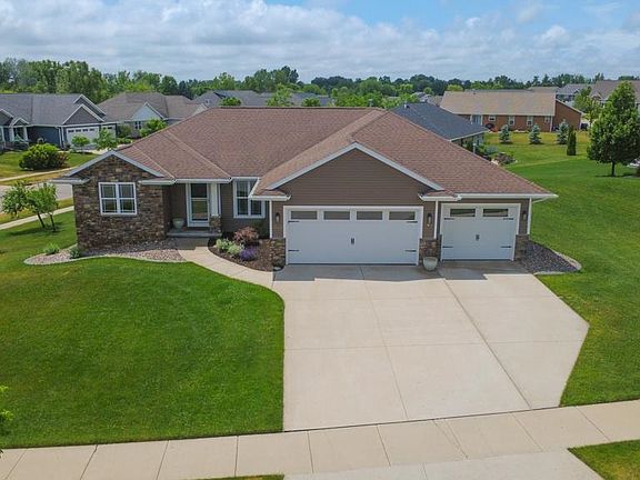 4th image of 3543 Becket Dr