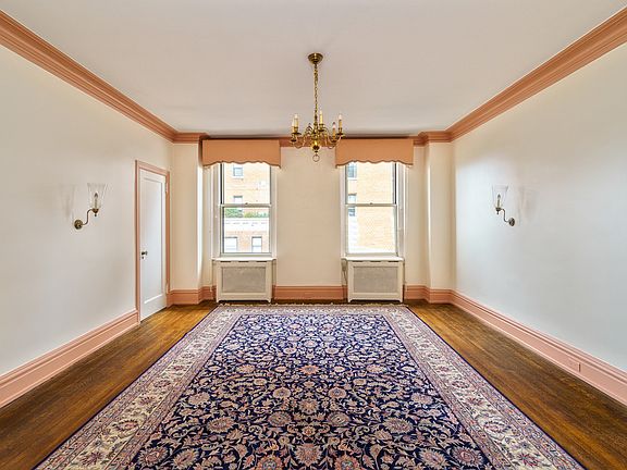 5th image of 1112 Park Ave #15B