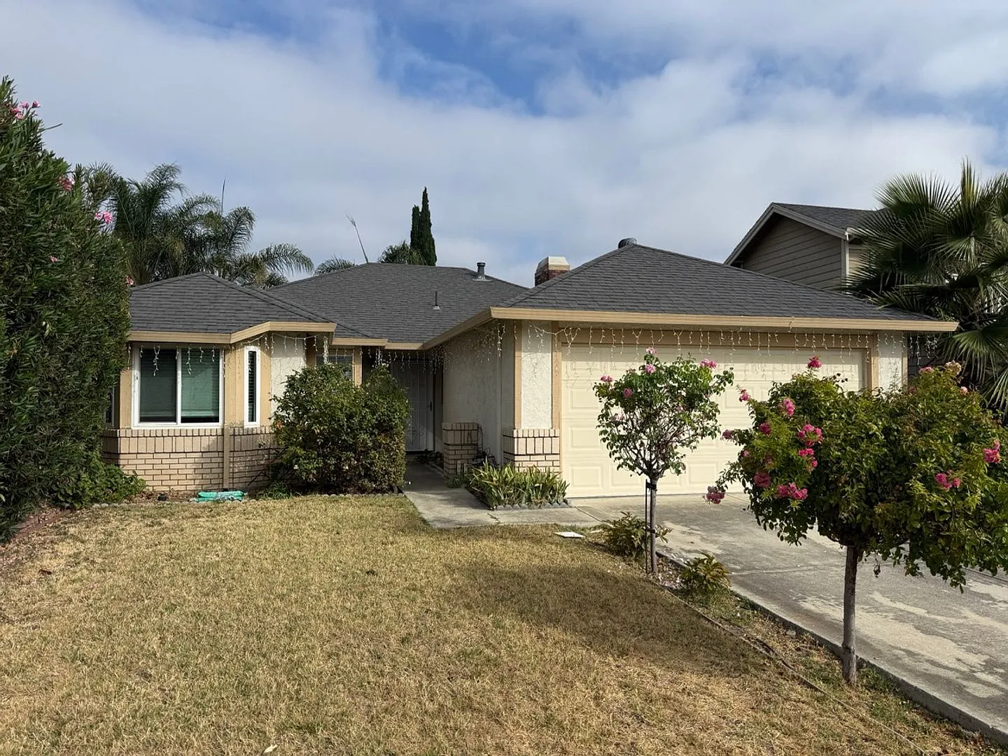 Tastefully Updated 3 Bedroom 2 Bath San Jose Home — Photo 1