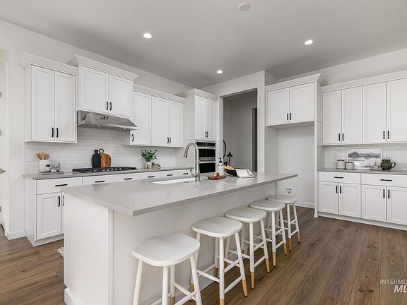 6th image of this home