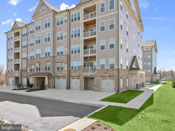 3282 Pine Needle Cir Unit 304, Frederick, MD 21704