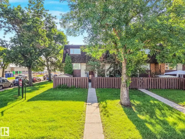 10617 34th St NW, Edmonton, AB T5W 1Y1