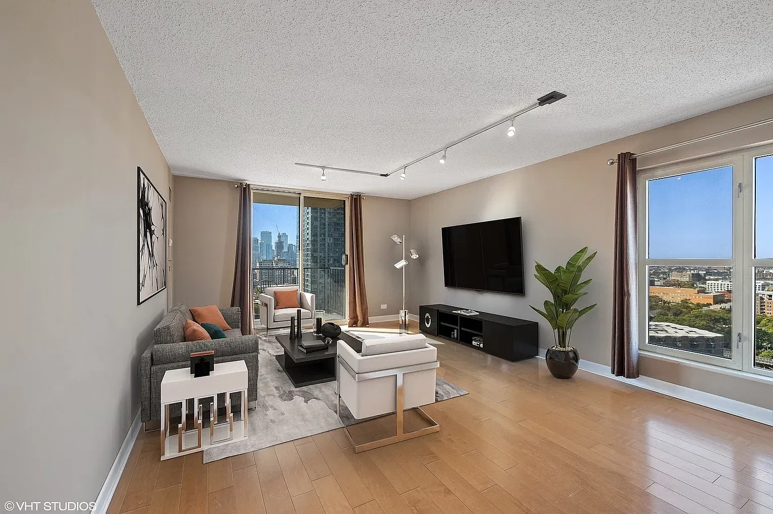 1 bed, 750 sqft, $2,500 — Photo 3