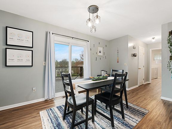 3rd image of 6316 Satin Wood Dr