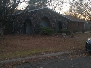 800 Vassar Dr #A, Edwardsville, IL